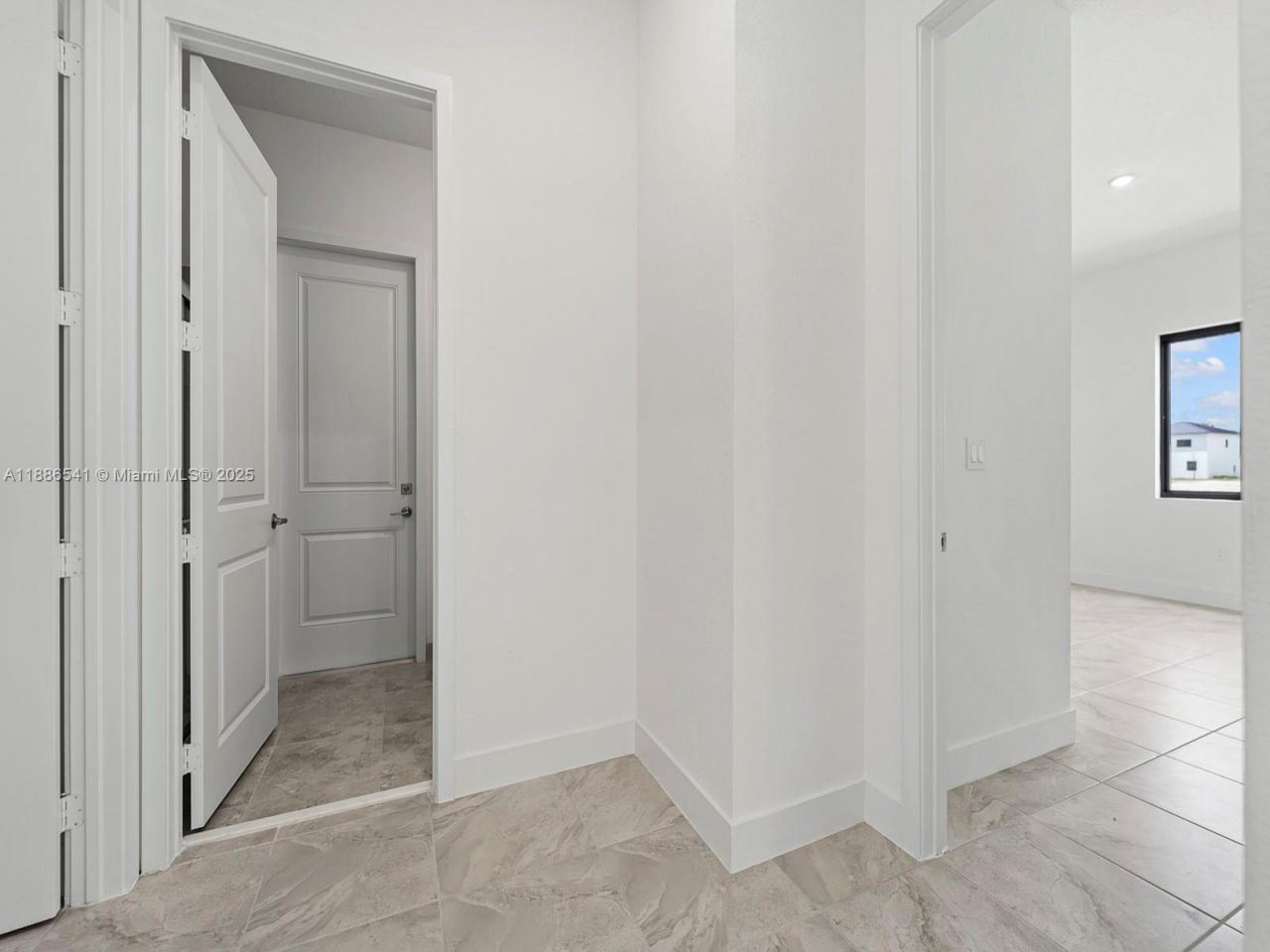 18911 SW 317th Ter, Homestead, FL 33030 Photo