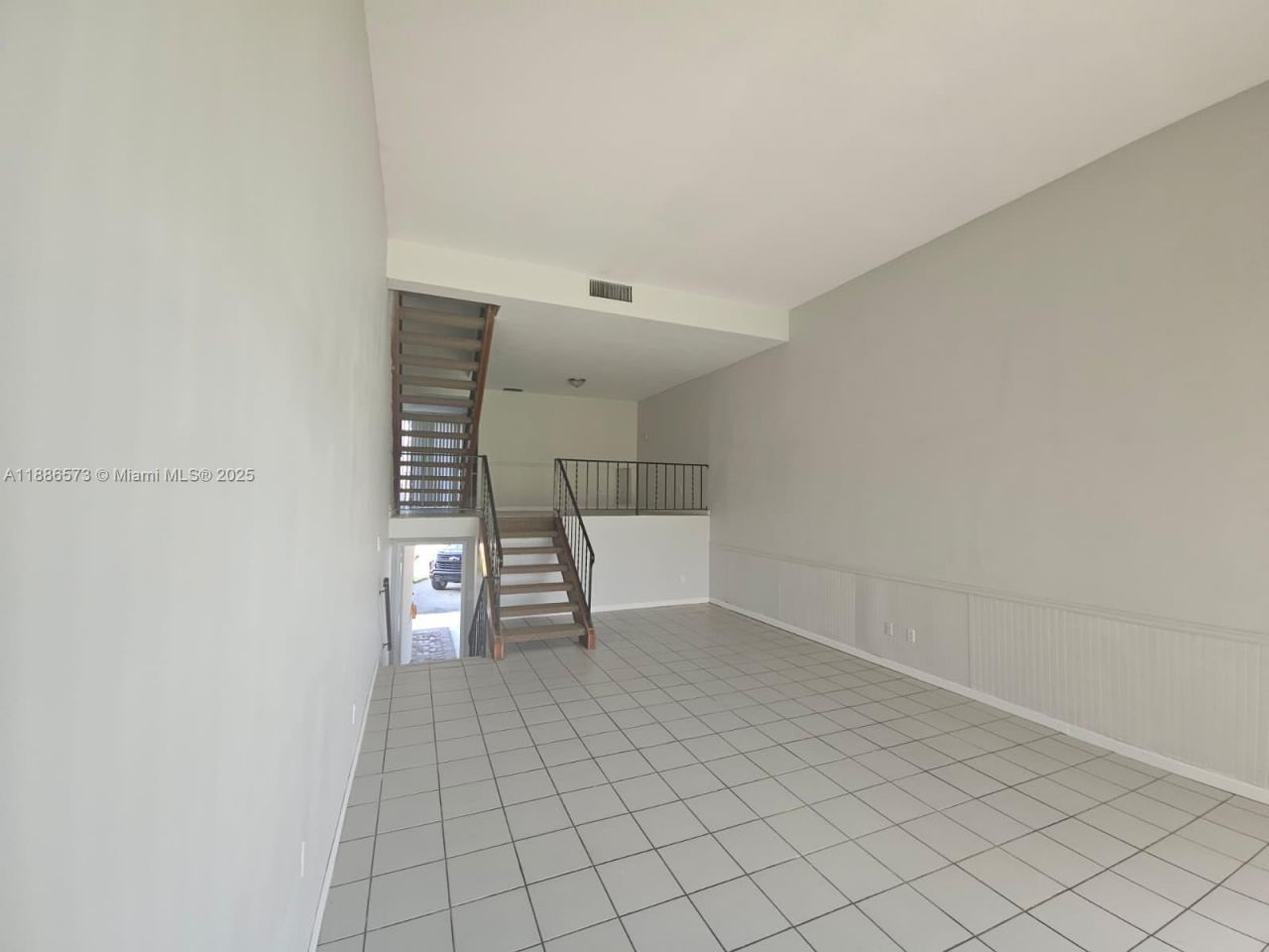 6782 Brookline Dr, Unit 6782, Hialeah, FL 33015 Photo
