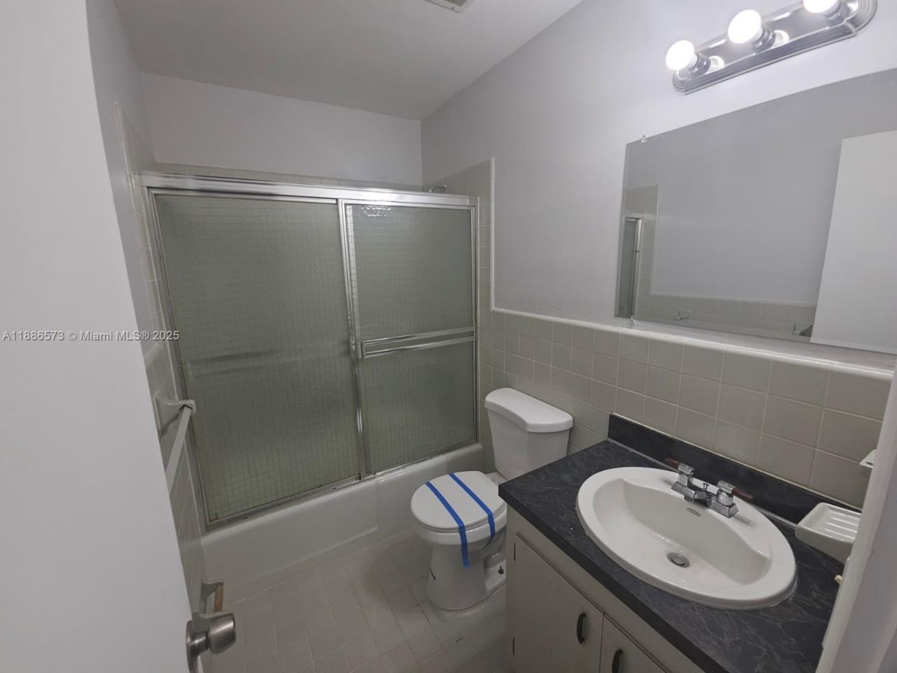6782 Brookline Dr, Unit 6782, Hialeah, FL 33015 Photo