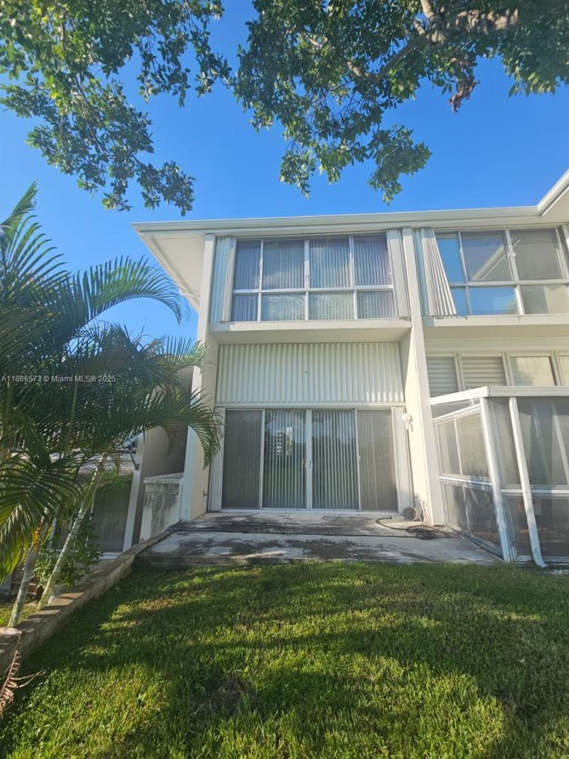 6782 Brookline Dr, Unit 6782, Hialeah, FL 33015 Photo