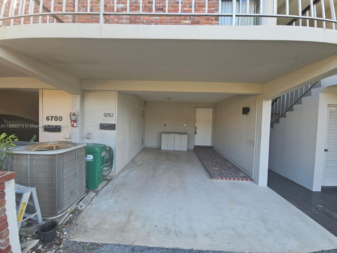 6782 Brookline Dr, Unit 6782, Hialeah, FL 33015 Photo