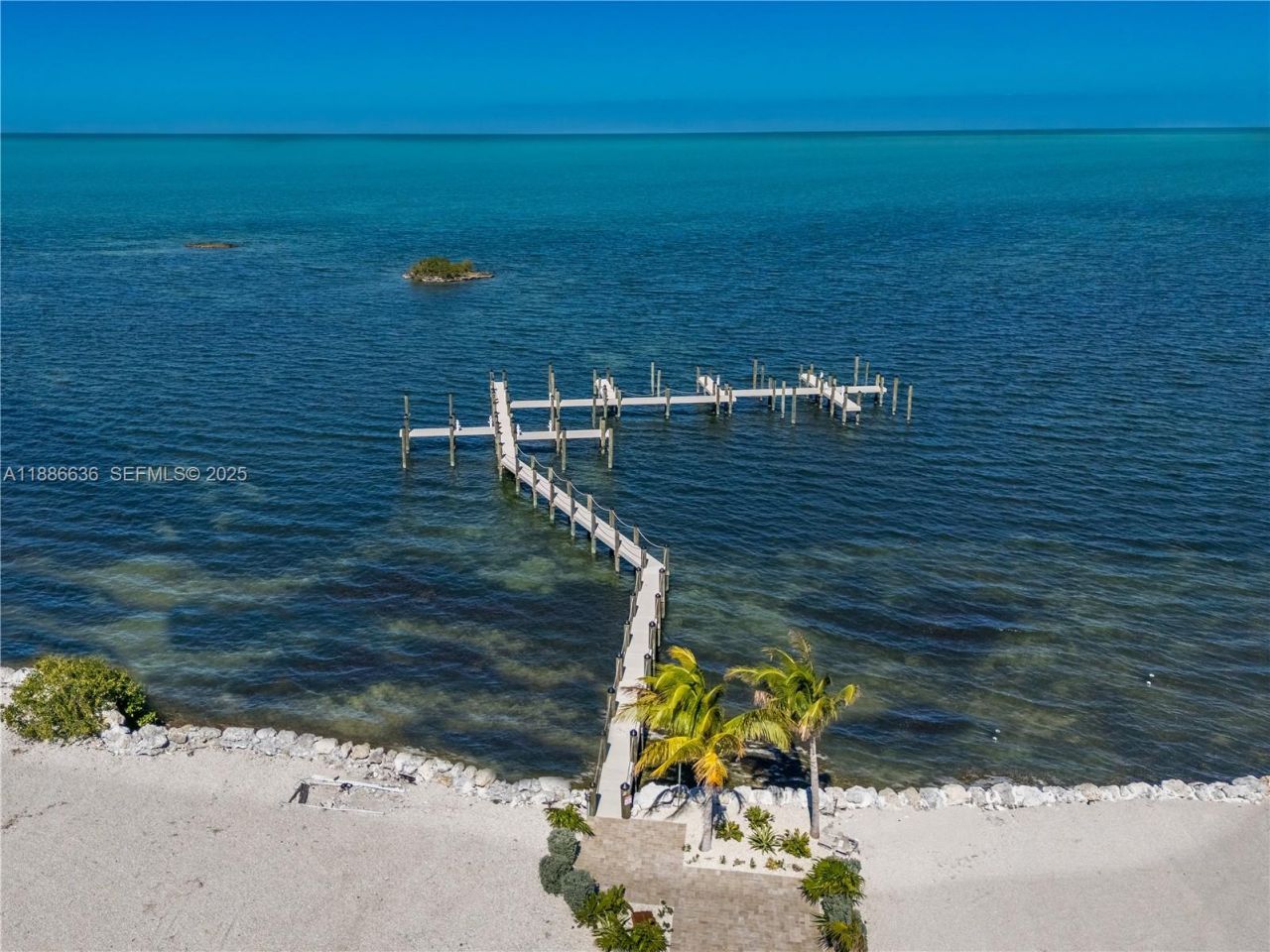 990 41st Gulf Street 8, Marathon, FL 33050 Photo