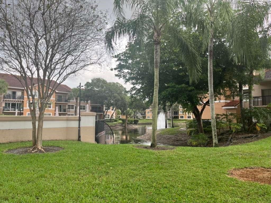 8801 Wiles Rd, Unit 306, Coral Springs, FL 33067 Photo