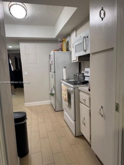 360 NW 69th Ave, Unit 202, Plantation, FL 33317 Photo