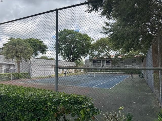 360 NW 69th Ave, Unit 202, Plantation, FL 33317 Photo