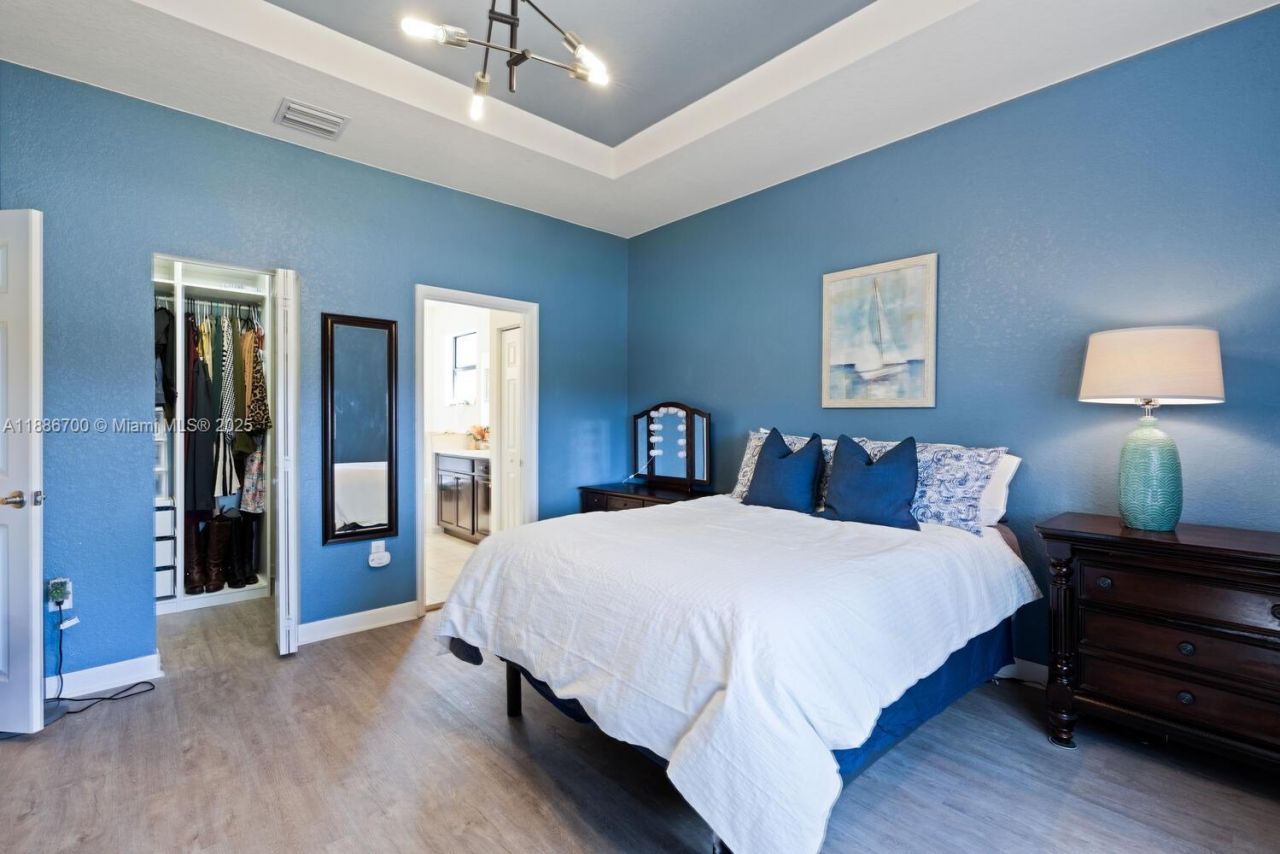 2442 NE 1st St, Homestead, FL 33033 Photo