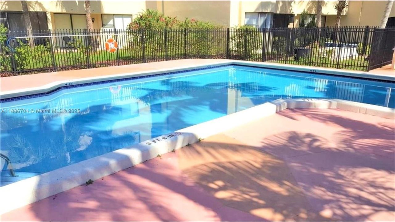 7451 NW 16th St, Unit 207, Plantation, FL 33313 Photo