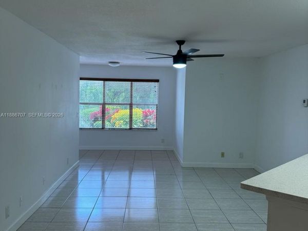 663 Vista Isles Dr, Unit 1711, Sunrise, FL 33325