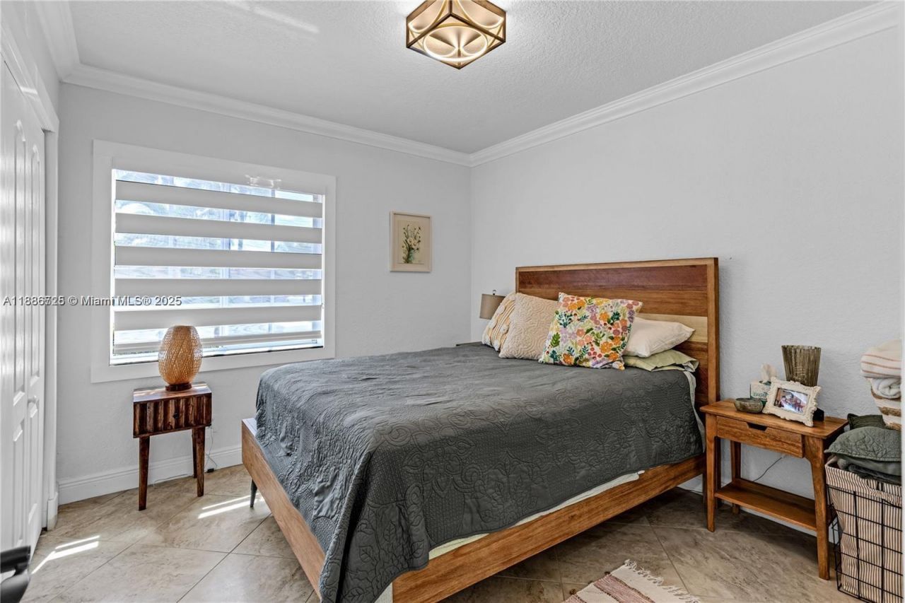 9901 SW 35th Ter, Miami, FL 33165 Photo