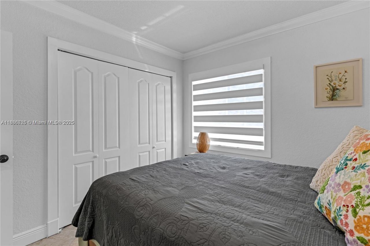 9901 SW 35th Ter, Miami, FL 33165 Photo