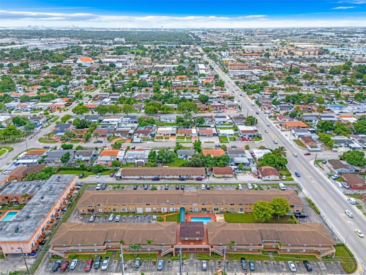 1154 W 35th St, Unit 224, Hialeah, FL 33012 Photo