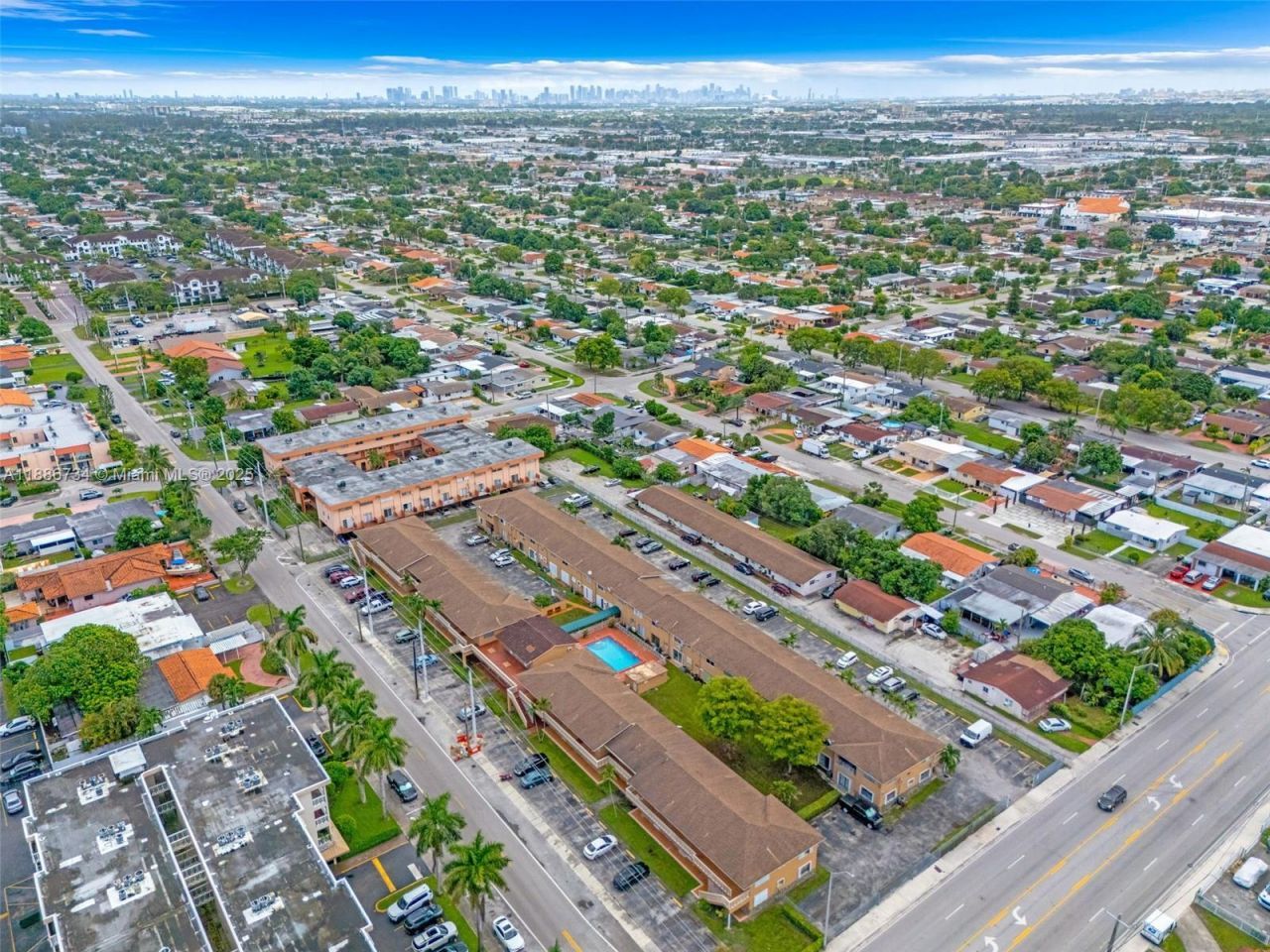 1154 W 35th St, Unit 224, Hialeah, FL 33012 Photo