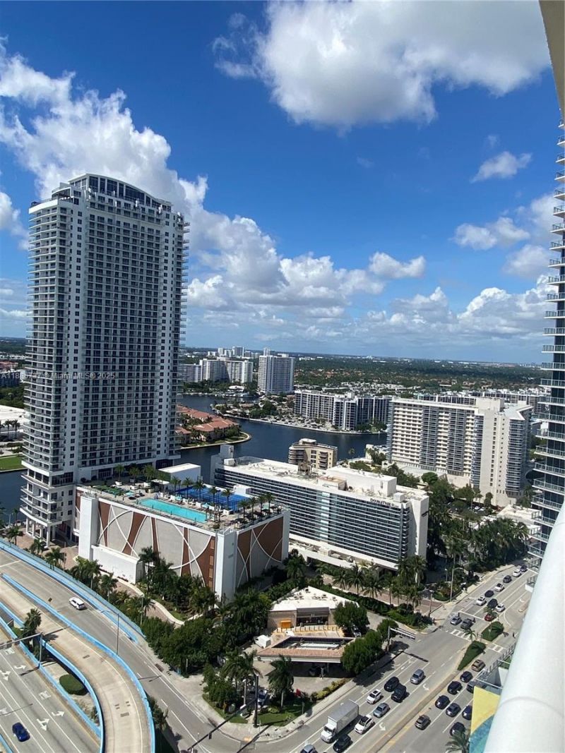 1800 S Ocean Dr, Unit 2909, Hallandale Beach, FL 33009 Photo
