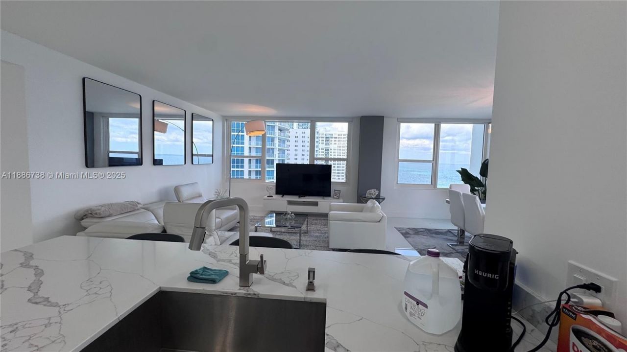 3505 S Ocean Dr(avail 04/01/2026), Unit 912, Hollywood, FL 33019 Photo