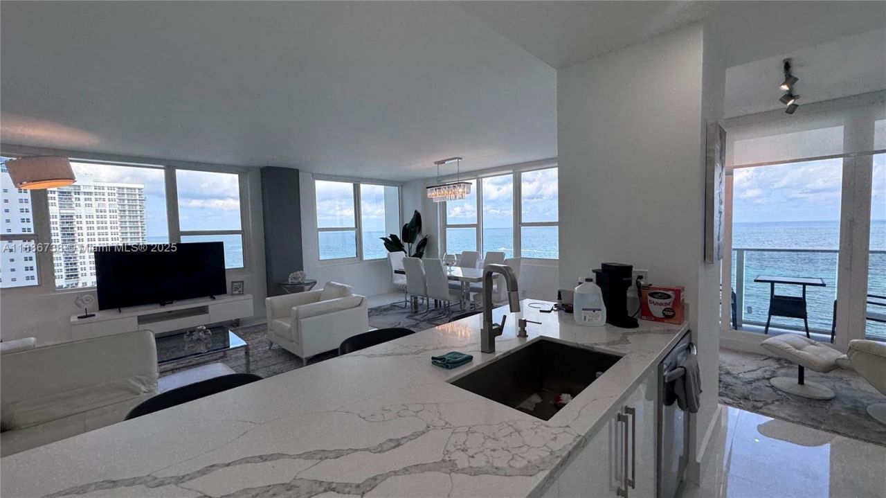 3505 S Ocean Dr(avail 04/01/2026), Unit 912, Hollywood, FL 33019 Photo