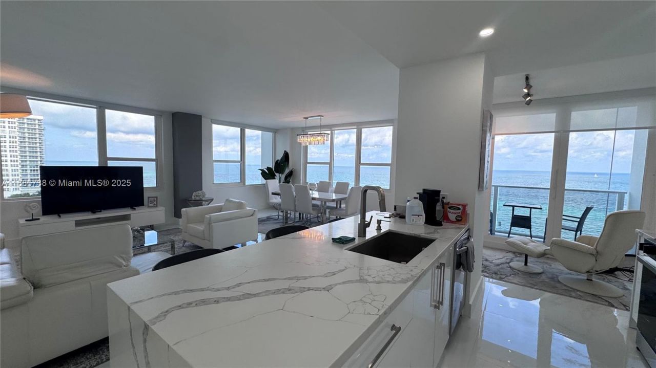 3505 S Ocean Dr(avail 04/01/2026), Unit 912, Hollywood, FL 33019 Photo