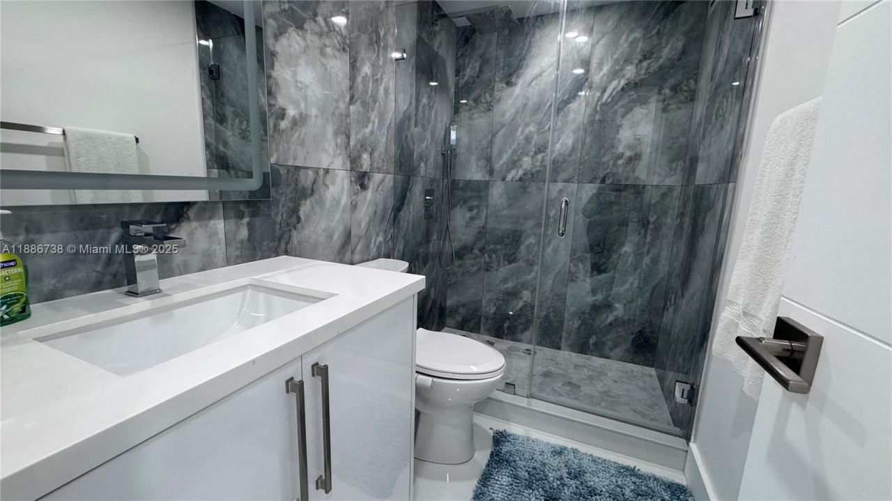 3505 S Ocean Dr(avail 04/01/2026), Unit 912, Hollywood, FL 33019 Photo