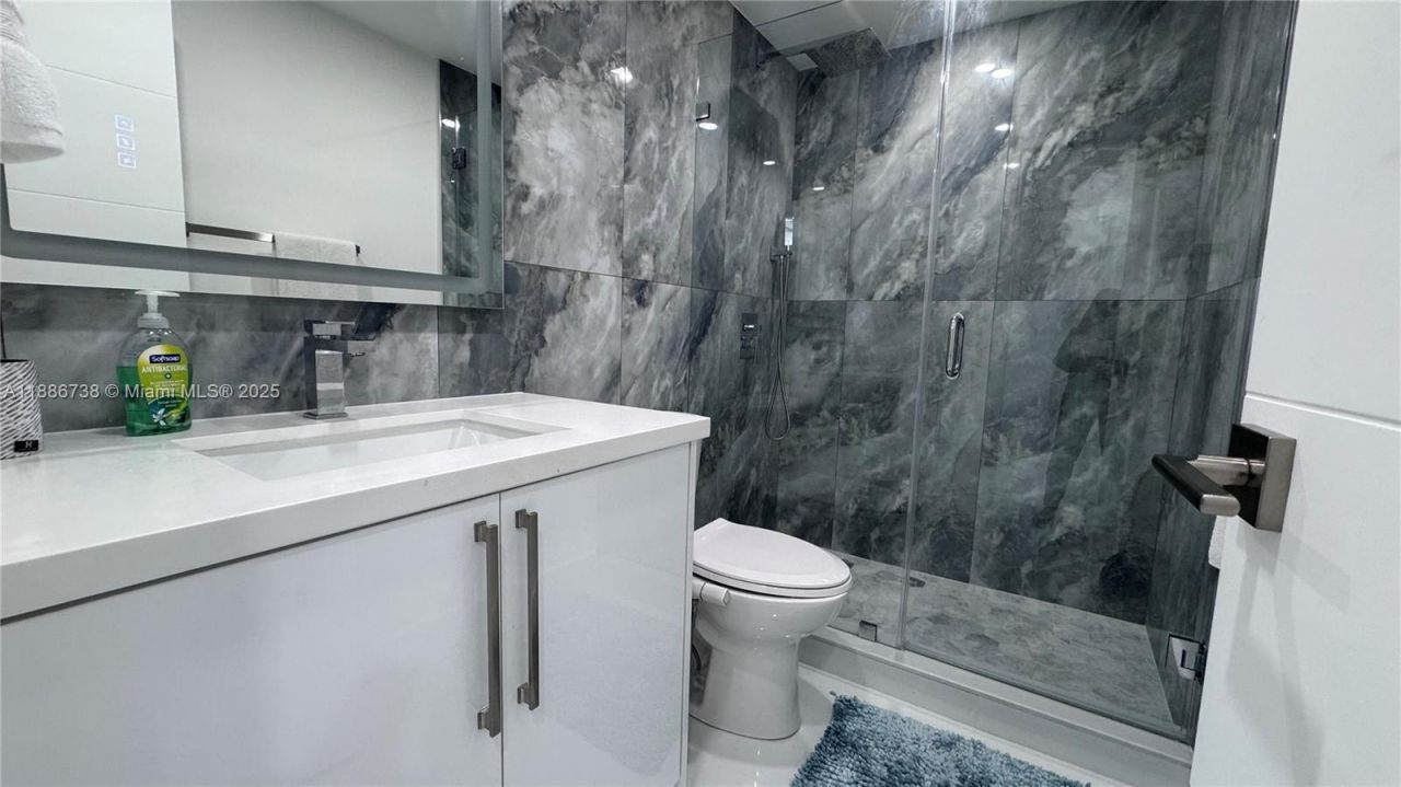 3505 S Ocean Dr(avail 04/01/2026), Unit 912, Hollywood, FL 33019 Photo