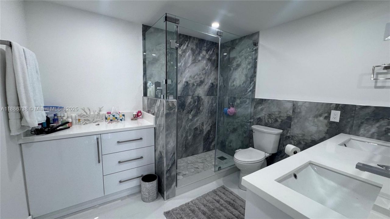 3505 S Ocean Dr(avail 04/01/2026), Unit 912, Hollywood, FL 33019 Photo