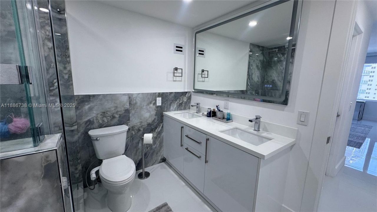 3505 S Ocean Dr(avail 04/01/2026), Unit 912, Hollywood, FL 33019 Photo