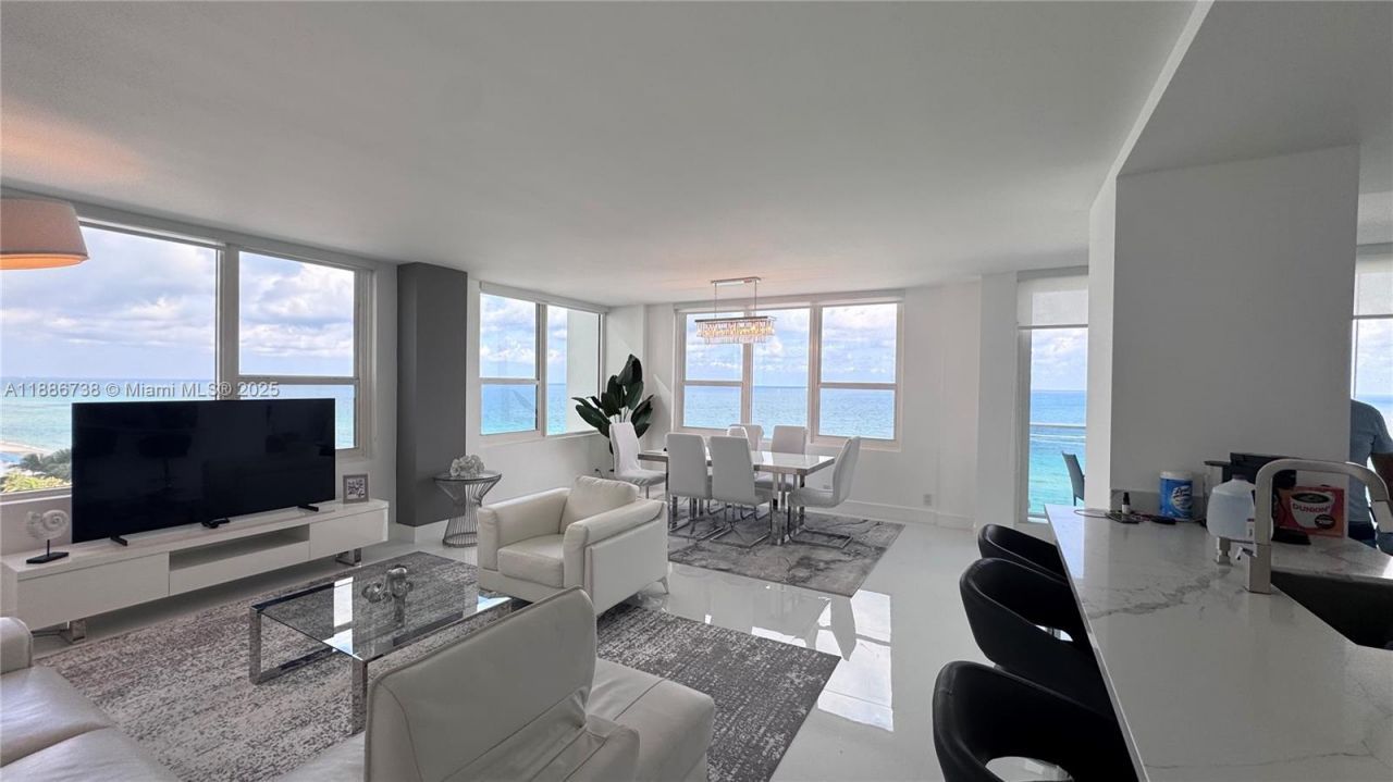 3505 S Ocean Dr(avail 04/01/2026), Unit 912, Hollywood, FL 33019 Photo