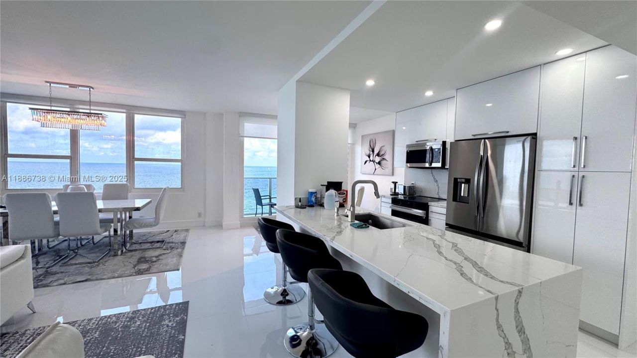 3505 S Ocean Dr(avail 04/01/2026), Unit 912, Hollywood, FL 33019 Photo