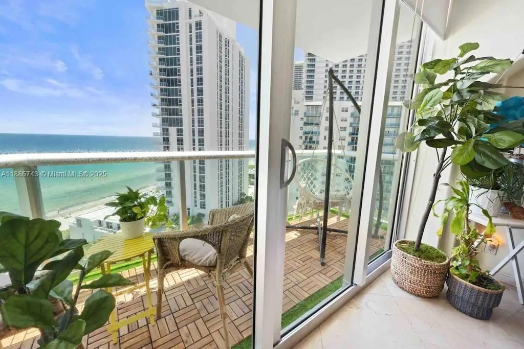 3901 S Ocean Dr, Unit 14L, Hollywood, FL 33019 Photo