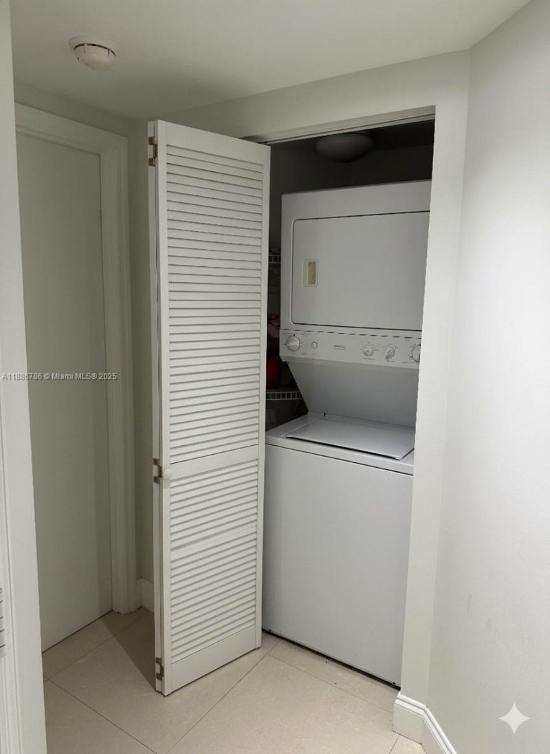 16699 Collins Ave, Unit 1806, Sunny Isles Beach, FL 33160 Photo