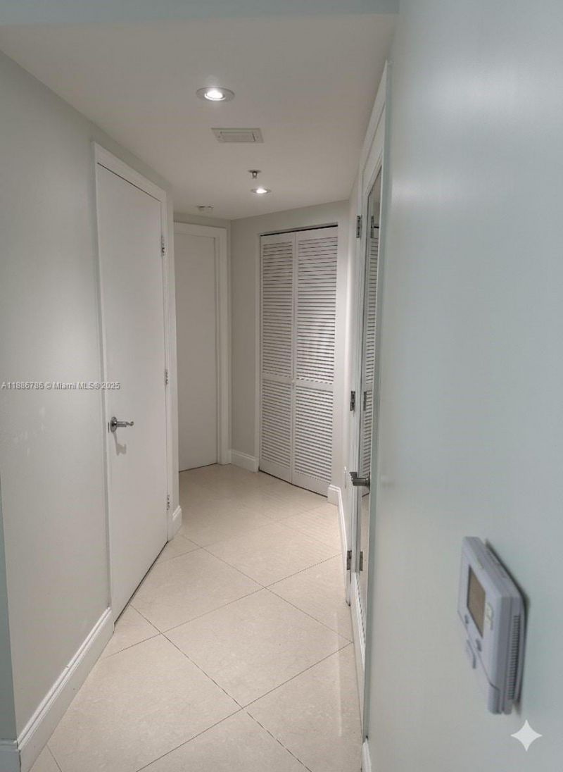 16699 Collins Ave, Unit 1806, Sunny Isles Beach, FL 33160 Photo