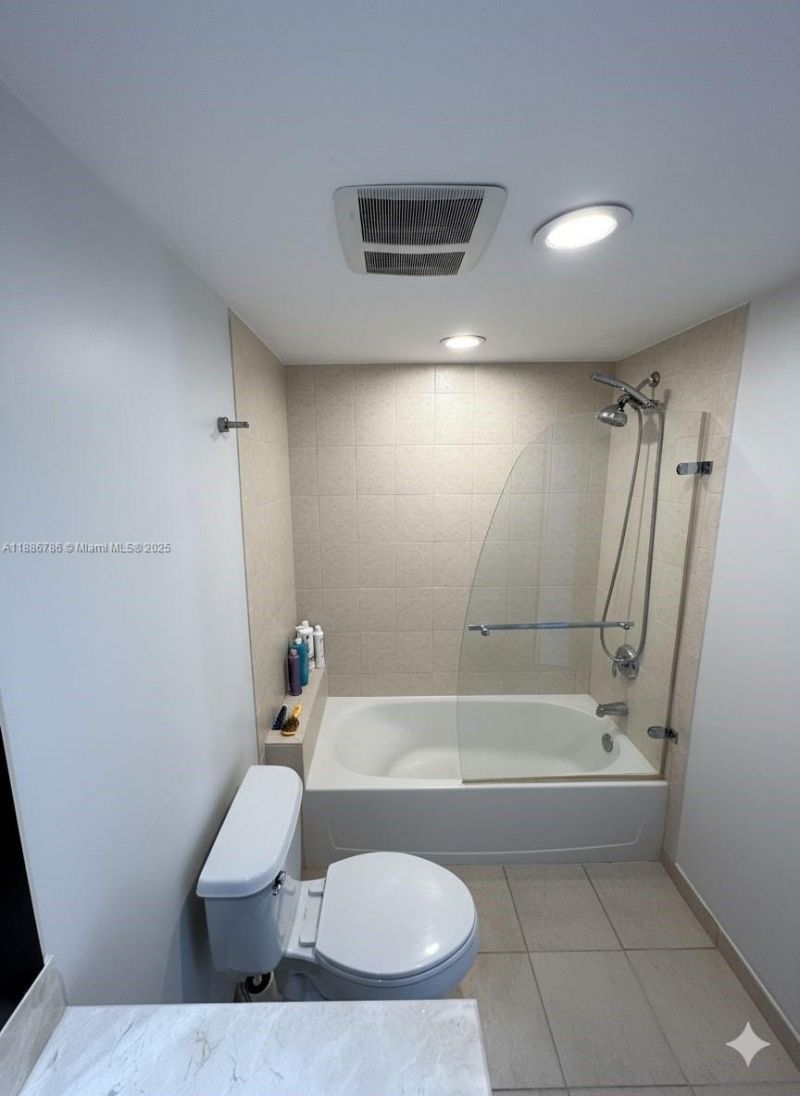 16699 Collins Ave, Unit 1806, Sunny Isles Beach, FL 33160 Photo