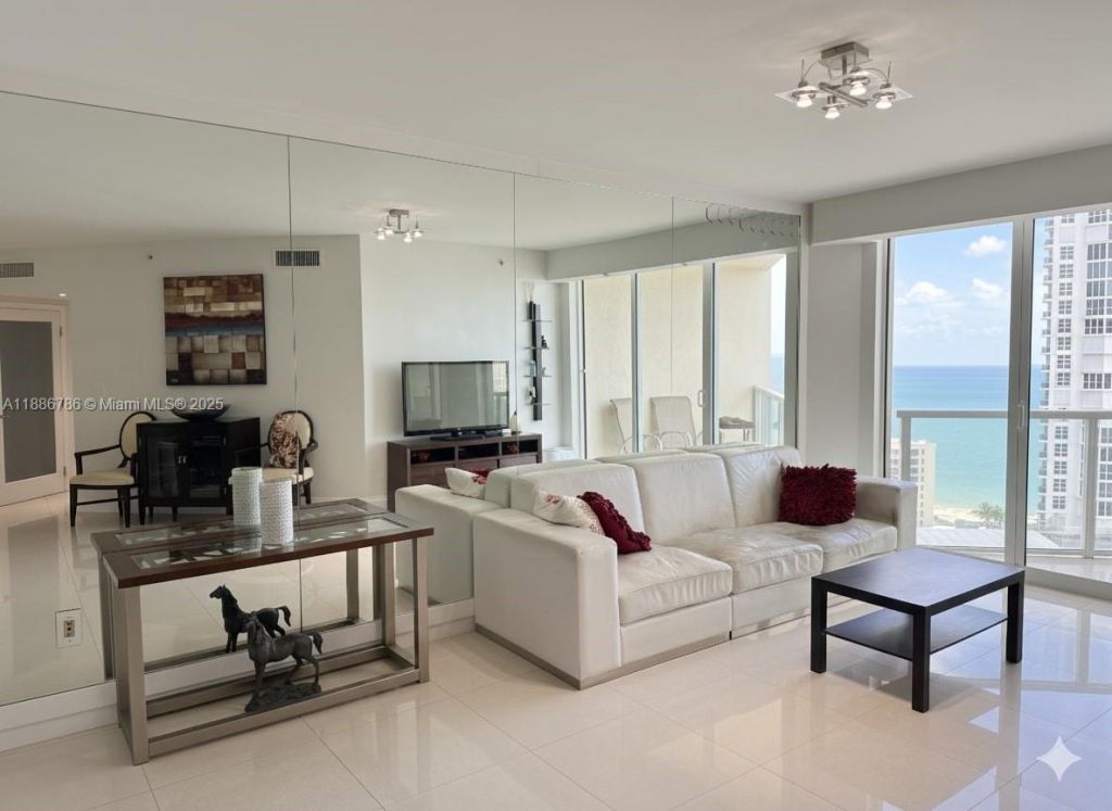 16699 Collins Ave, Unit 1806, Sunny Isles Beach, FL 33160 Photo
