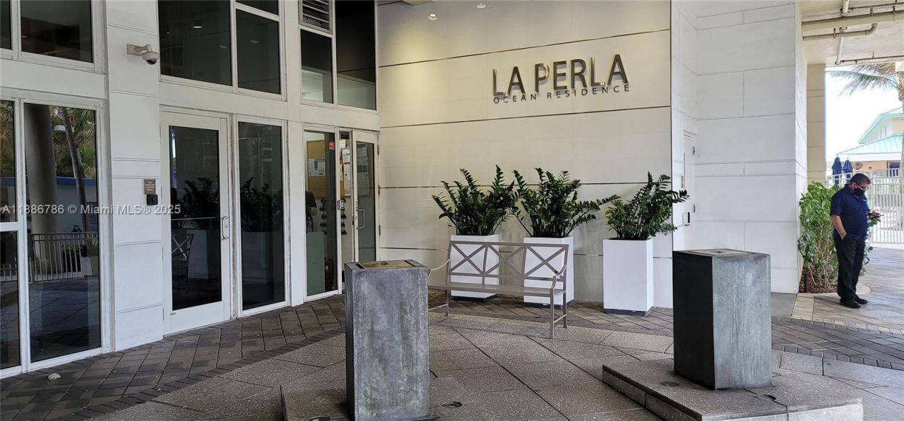 16699 Collins Ave, Unit 1806, Sunny Isles Beach, FL 33160 Photo