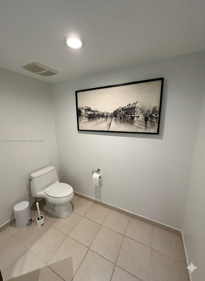 16699 Collins Ave, Unit 1806, Sunny Isles Beach, FL 33160 Photo