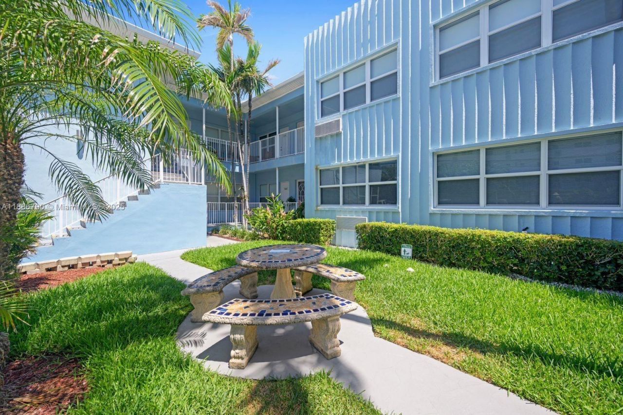 315 Van Buren St, Unit 104B, Hollywood, FL 33019 Photo