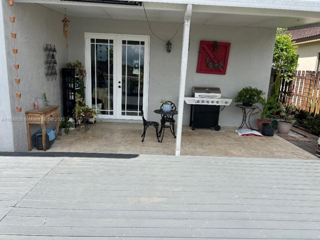 18247 NW 88th Pl, Hialeah, FL 33018 Photo