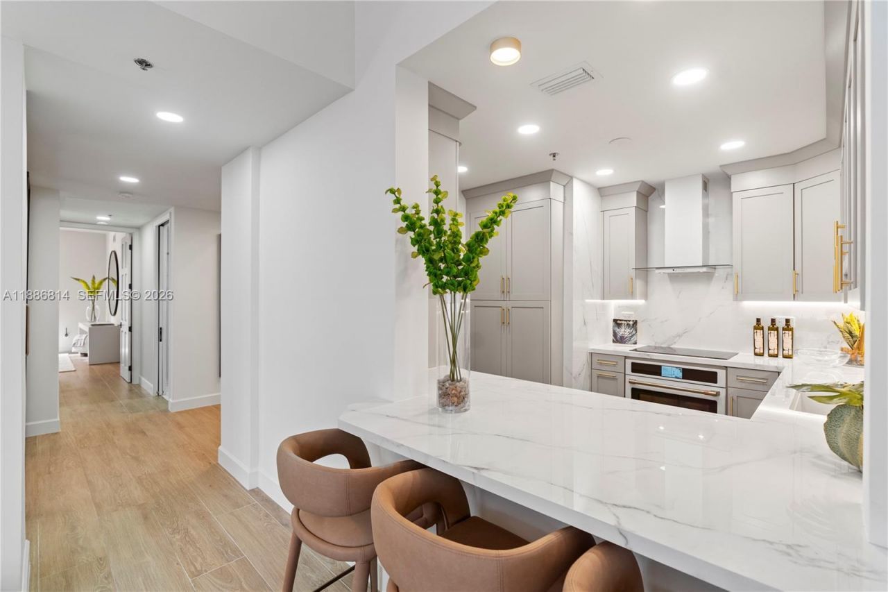 626 Coral Way, Unit 503, Coral Gables, FL 33134 Photo