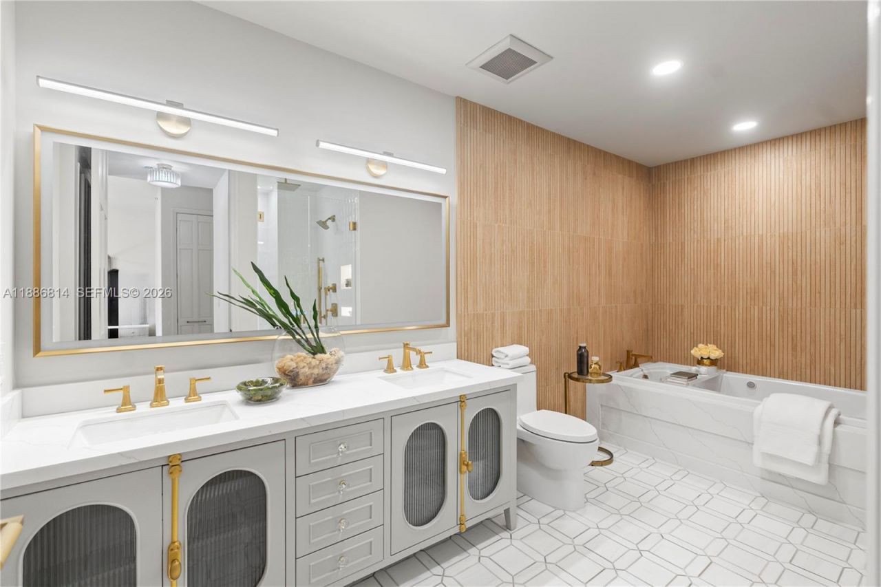 626 Coral Way, Unit 503, Coral Gables, FL 33134 Photo