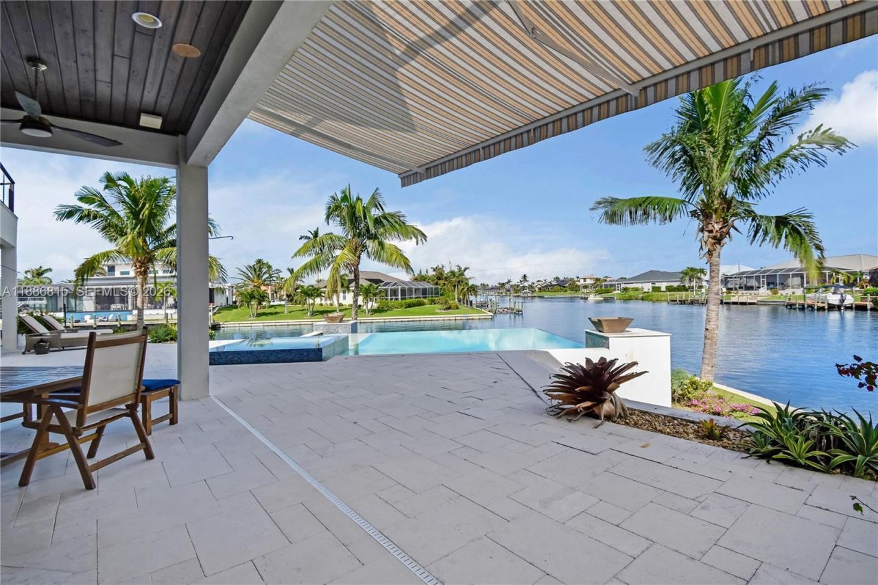 2801 SW 39th Ter, Cape Coral, FL 33914 Photo