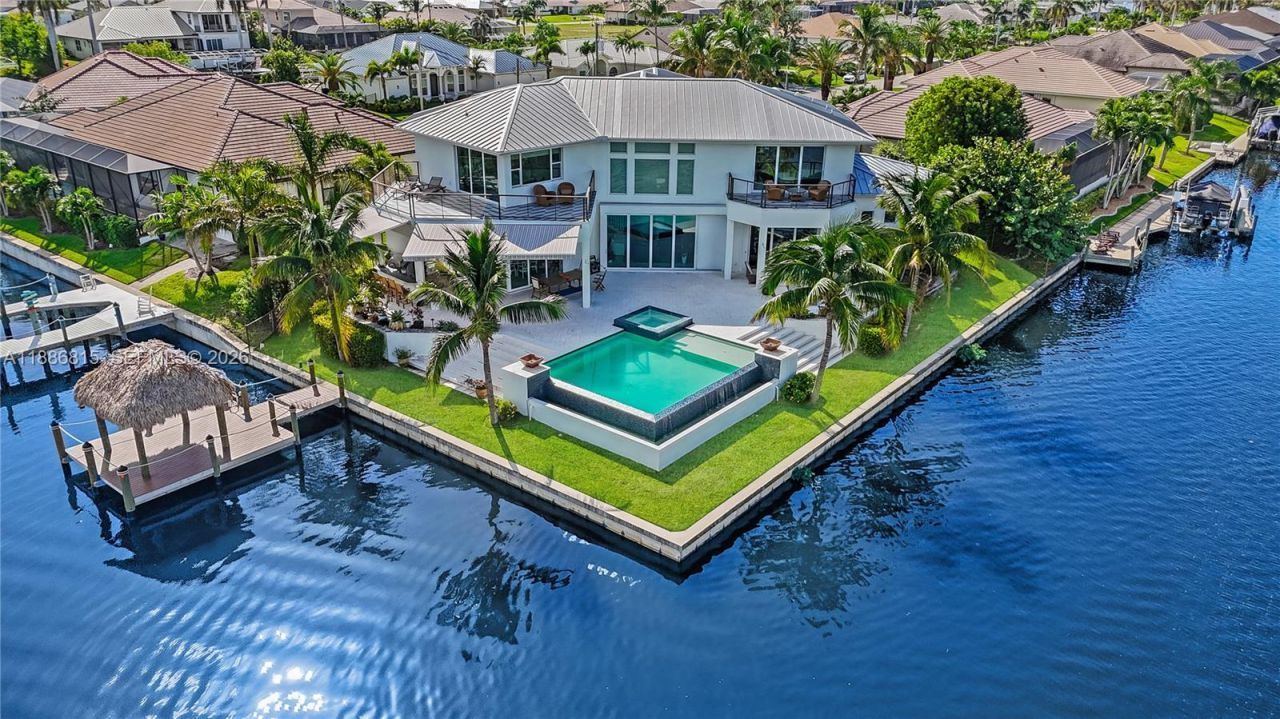 2801 SW 39th Ter, Cape Coral, FL 33914 Photo