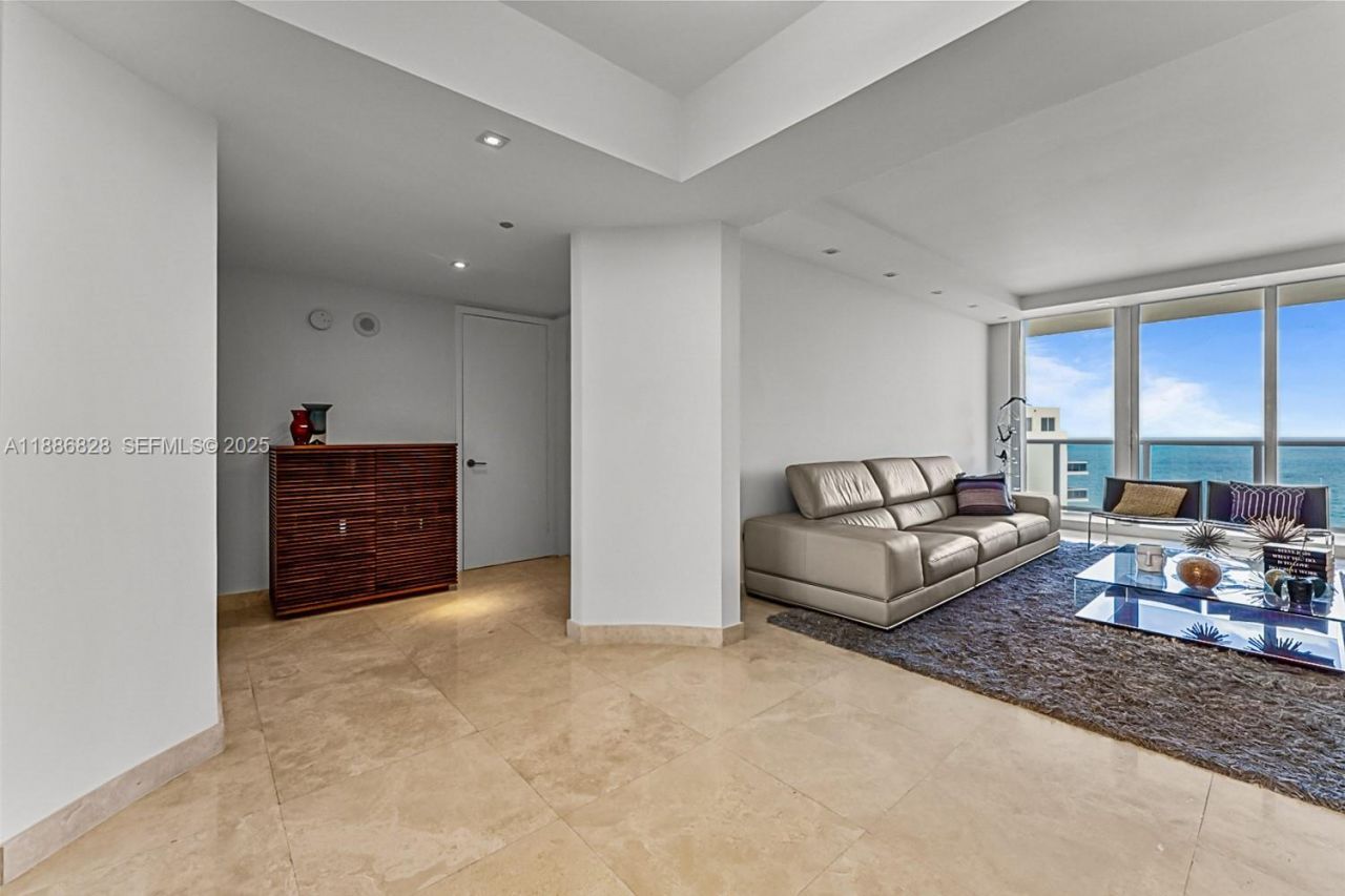 19333 Collins Ave, Unit 2607, Sunny Isles Beach, FL 33160 Photo