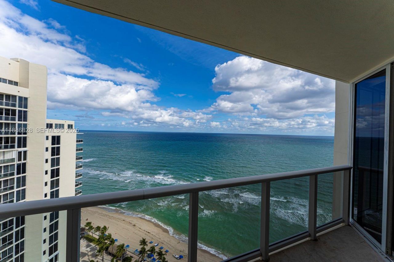 19333 Collins Ave, Unit 2607, Sunny Isles Beach, FL 33160 Photo
