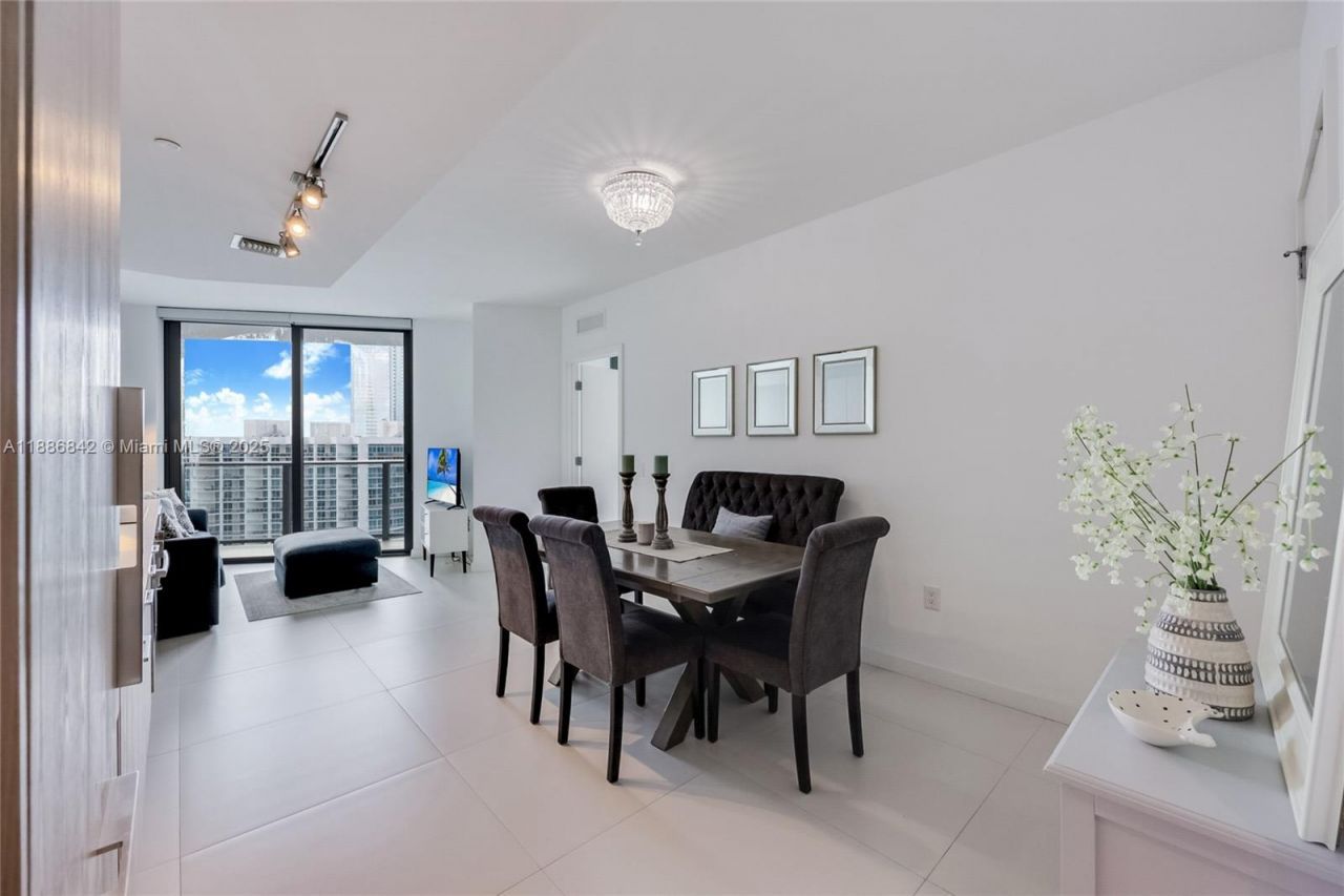 501 NE 31st St, Unit 2007, Miami, FL 33137 Photo