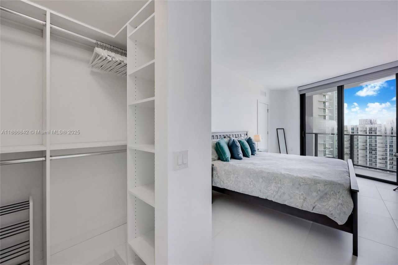 501 NE 31st St, Unit 2007, Miami, FL 33137 Photo