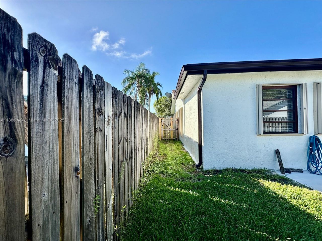 9631 NW 42nd Ct, Sunrise, FL 33351 Photo