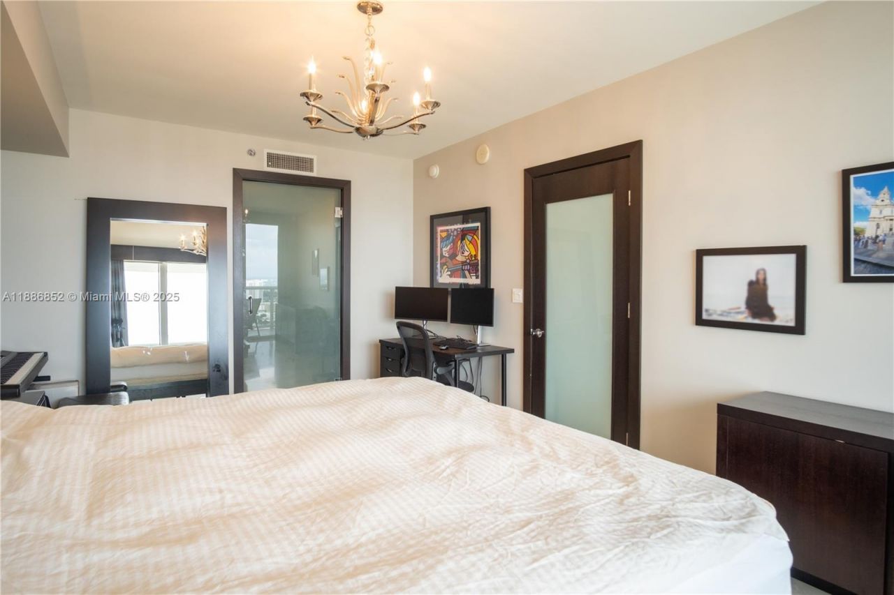 1850 S Ocean Dr, Unit 3509, Hallandale Beach, FL 33009 Photo