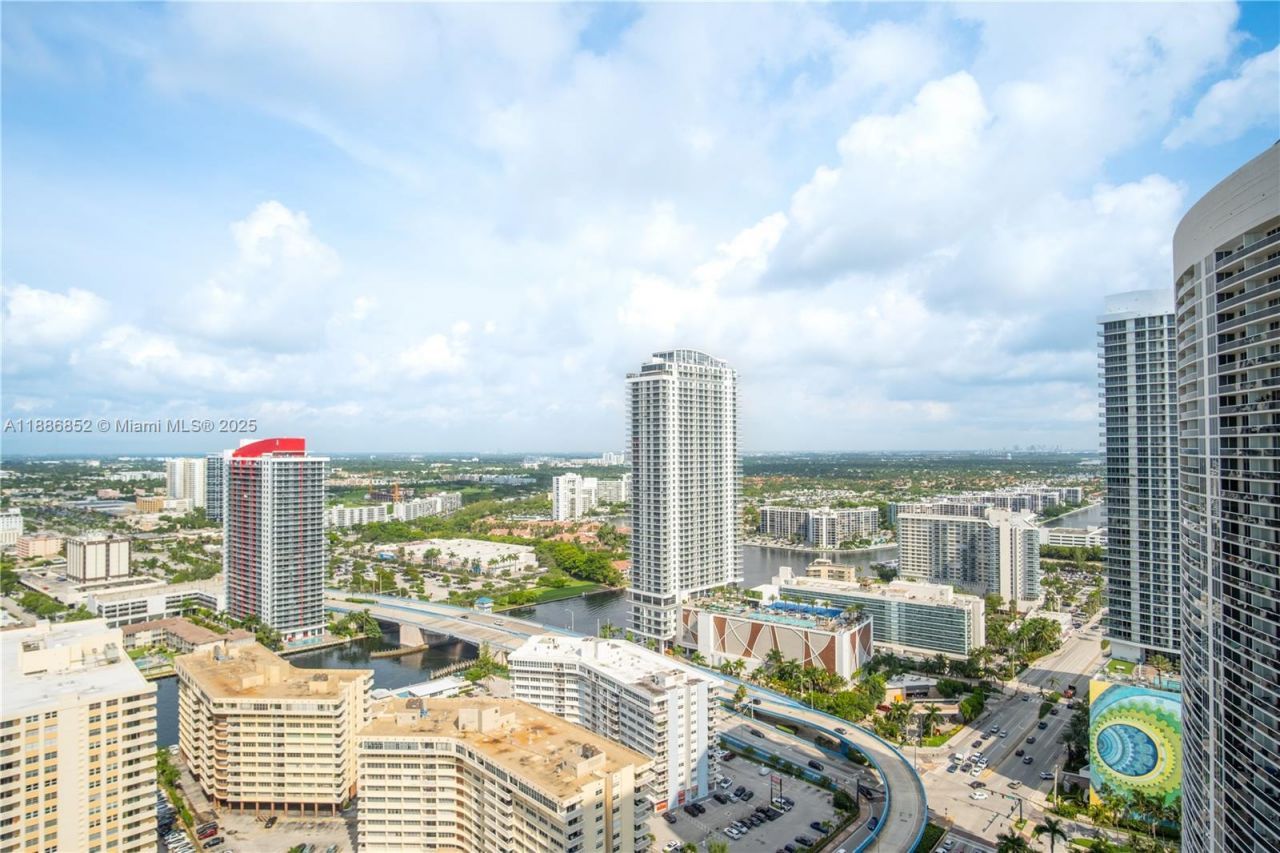 1850 S Ocean Dr, Unit 3509, Hallandale Beach, FL 33009 Photo