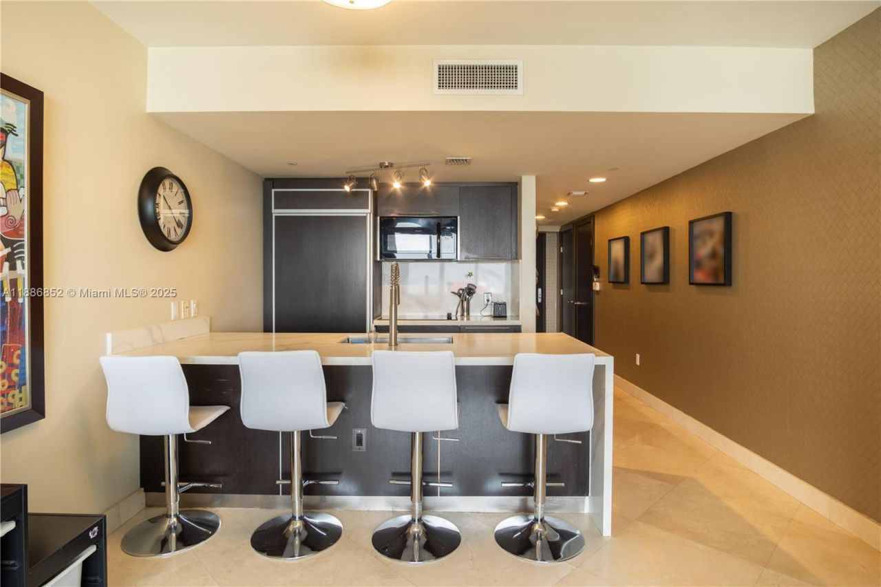 1850 S Ocean Dr, Unit 3509, Hallandale Beach, FL 33009 Photo