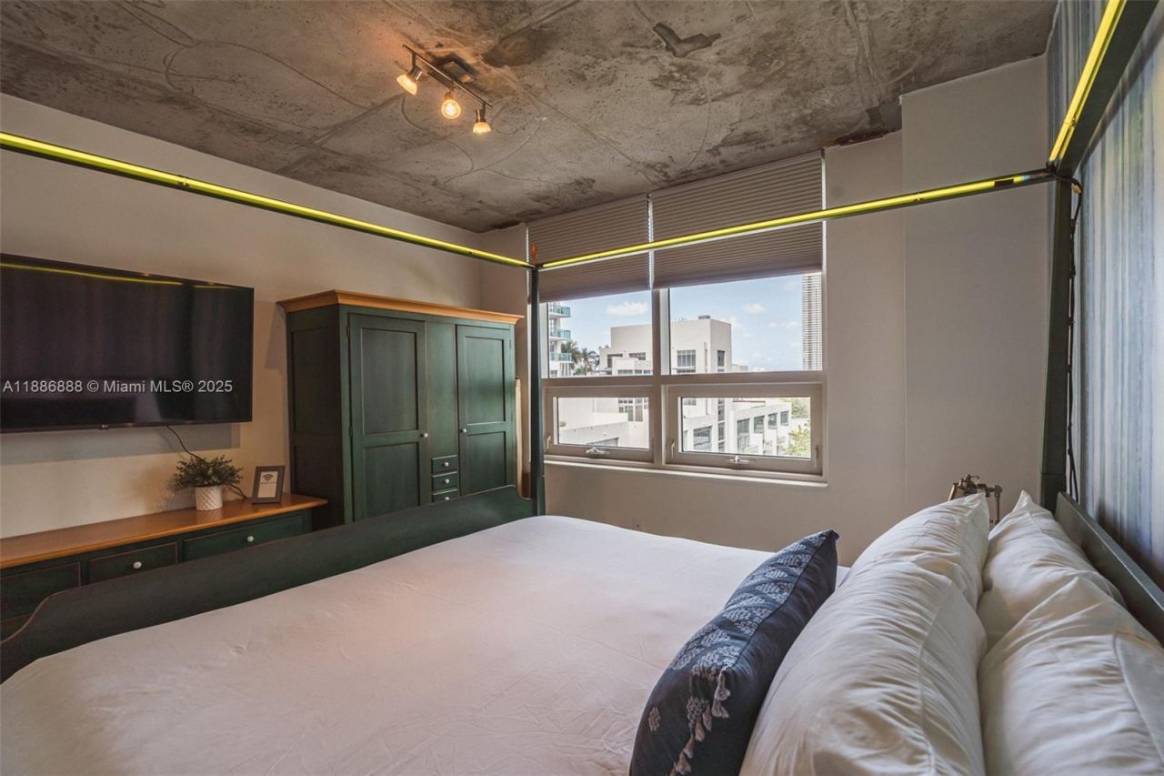 3250 NE 1st Ave, Unit 719, Miami, FL 33137 Photo