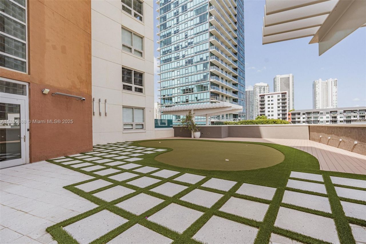 3250 NE 1st Ave, Unit 719, Miami, FL 33137 Photo