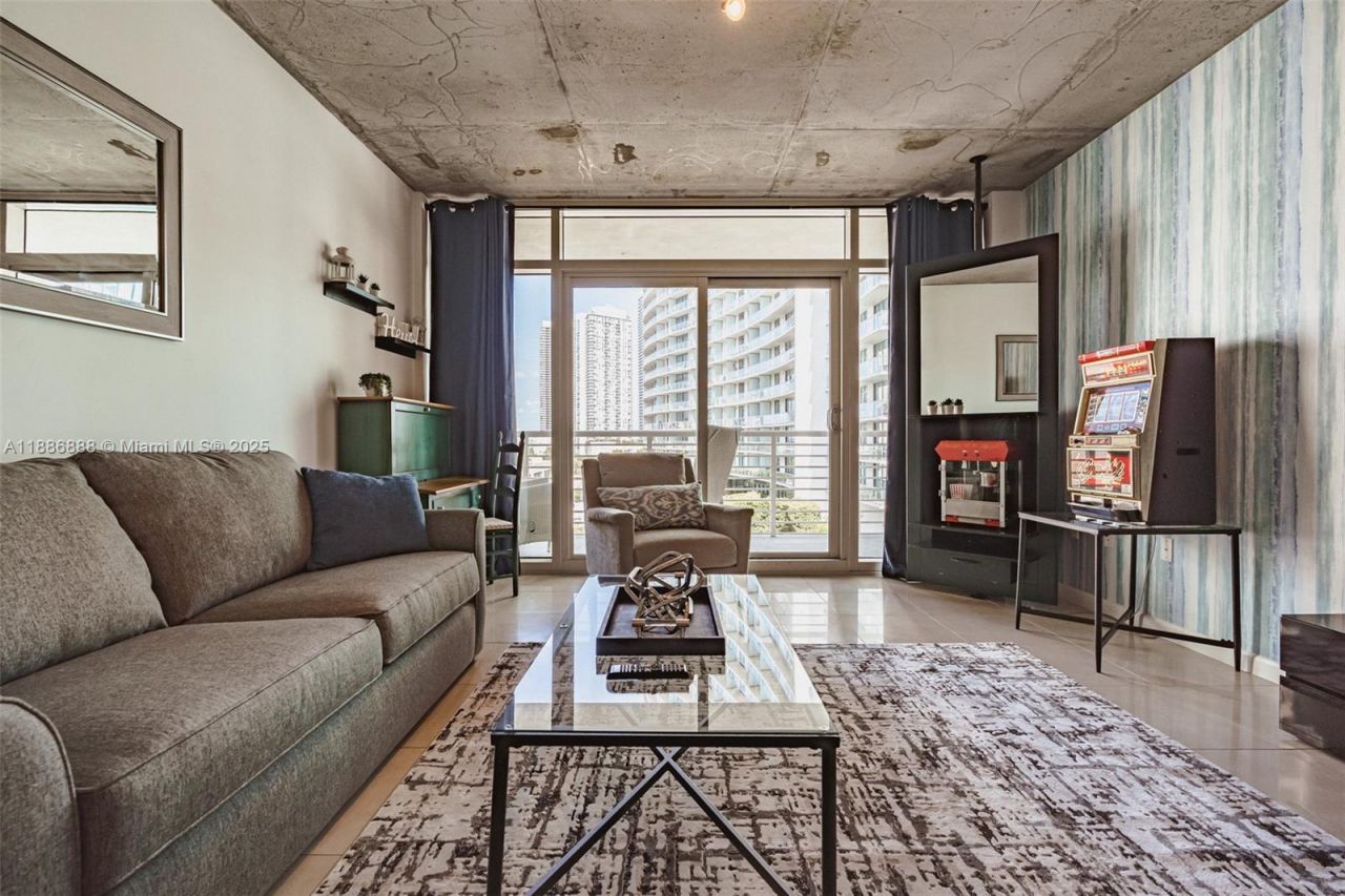 3250 NE 1st Ave, Unit 719, Miami, FL 33137 Photo